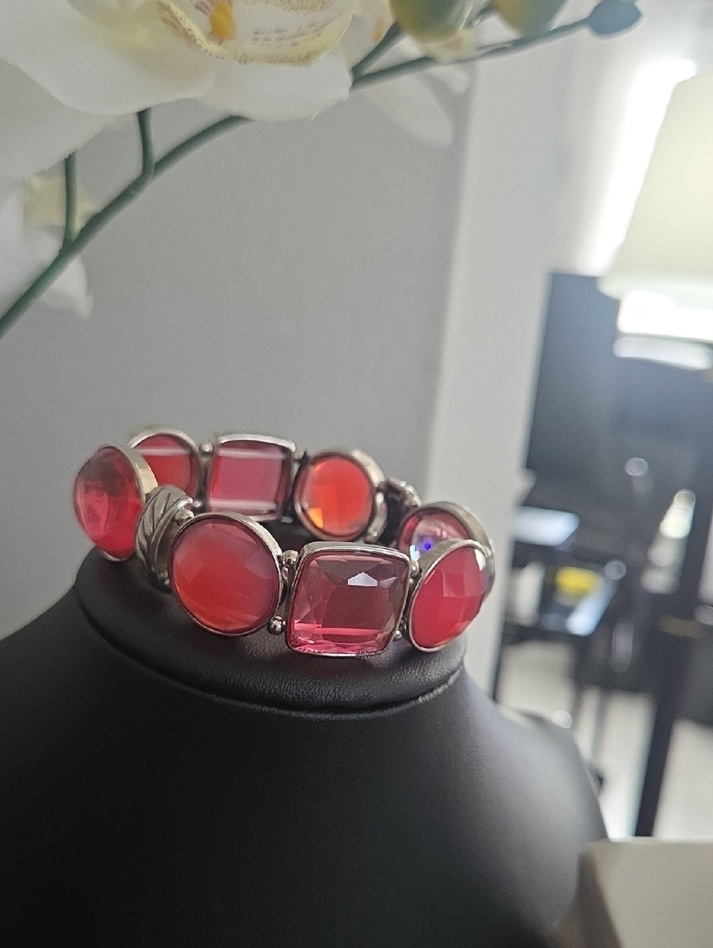 Paparazzi Glassy Generosity Pink Bracelet NWT